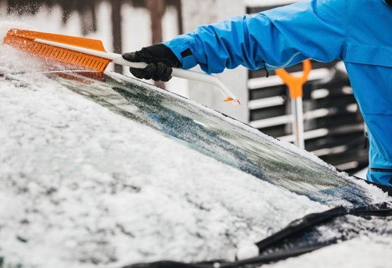 Outil de déneigement de nettoyage de vitres de pelle à neige de voiture  pour